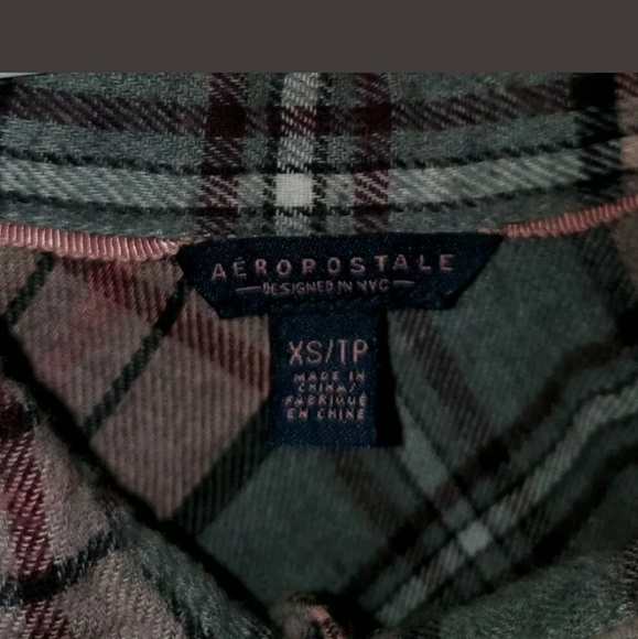 4/$25 Aeropostale Womens Plaid Flannel top XS - Picture 5 of 6